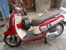 Honda Scoopy 2014