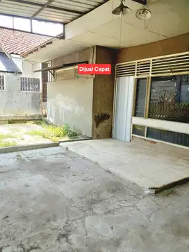 Jual Rumah Hitung Tanah 2 Menit Ke Yogya Junction Supermarket Cirebon