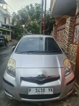 Toyota Yaris automatic 2009