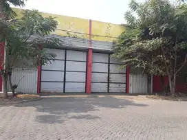 GUDANG DI PERGUDANGAN SAFE N LOCK SIDOARJO, 2 BLOK JADI 1