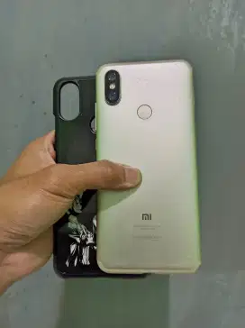 Xiaomi MI A2 big