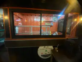 Dijual / disewakan Booth bentuk Container untuk usaha