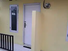 DISEWAKAN MURAH RUMAH PETAK PAMULANG