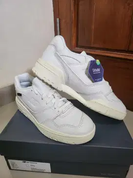 New Balance 550 Sea Salt size 42,5 barang baru resmi MAP