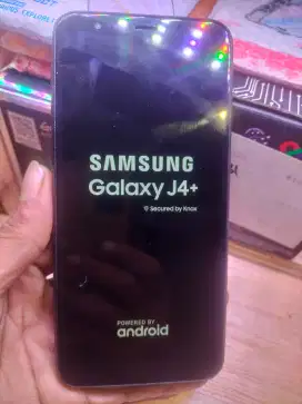 Samsung galaxy J4+ bekas pemakaian, masih layak pakai