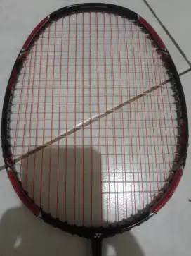 Raket Yonex isometric