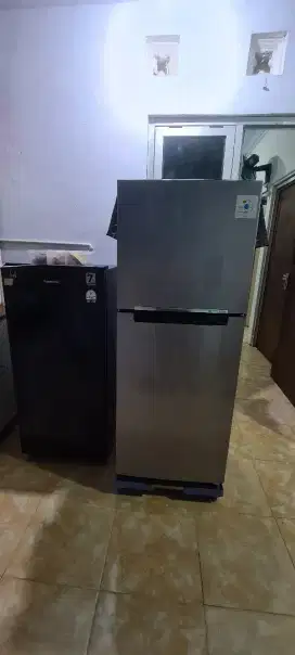 DIJUAL KULKAS PANASONIC 1 PINTU