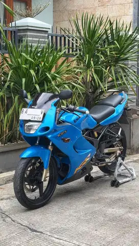 Kawasaki Ninja CBU ZX RR old ganteng