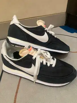 Nike men's waffle trainer 2 size 40 hitam baru belum pernah di pakai