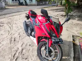 CBR 150R 2016 Warna merah putih