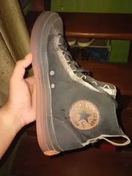 Dijual sepatu converse chuck allstar original