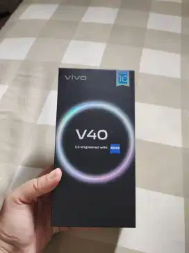 Vivo v40 12/256 bekas