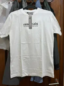 Essentials Fear of God size L kondisi baru sekali coba