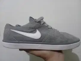 Nike SB Check Skateboard