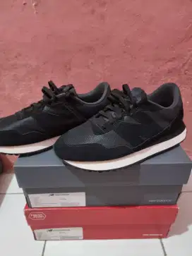 Sepatu New Balance 237 NB MS237DG Size 44 28 cm