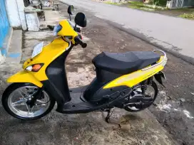 Mio kuning 2004