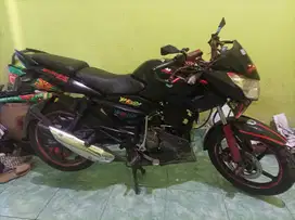 Motor bajaj pulsar 135ls