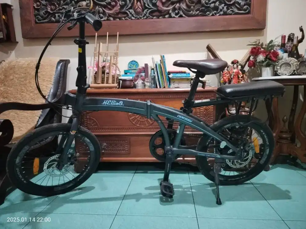Sepeda lipat bekas