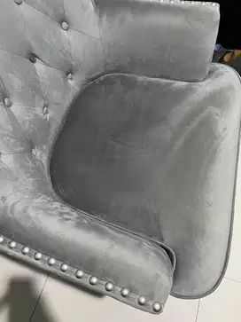 Sofa Kursi Accent Premium dengan Material Berkualitas, Jarang Digunaka