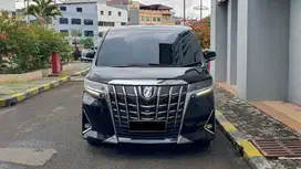 Toyota Alphard 2.5 G ATPM TSS Pilot Seat Black On Beige 2021 Like New