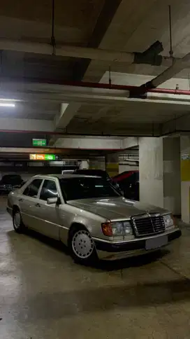 Mercedes Benz 300E AT W124