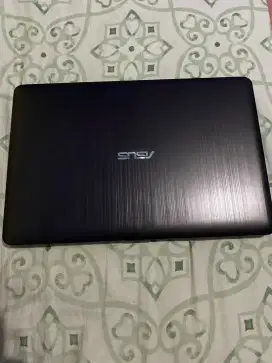 Laptop Asus Vivobook X541