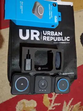 IT 3 in 1 Magnetic  Wireless Charger Flip powerr bank