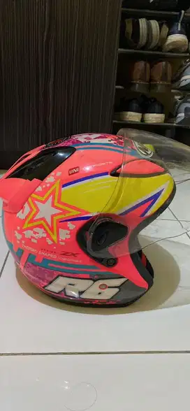 Helm NHK R6 Pink