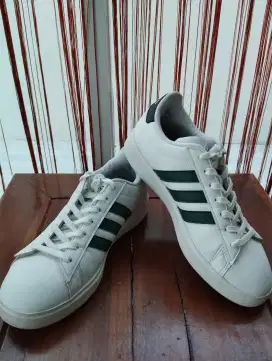 Dijual Sepatu Adidas Putih Stripe Hijau