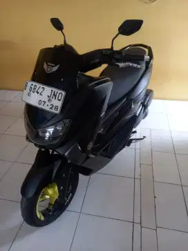 Yamaha nmax hitam dof