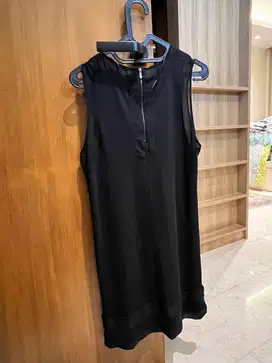 Dress Hitam Zara Trafaluc