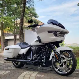 Harley Davidson Road Glide 2024 new model