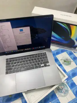 macbook pro 16/1TB core i9 radeon pro 5500M 4GB fullset