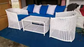 sofa rotan sintetis anyaman mata ayam