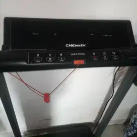 Dijual cepat treadmill merk Kinetic