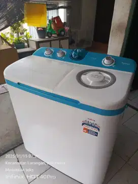 Mesin cuci merek SANKEN 9kg normal Joss tinggal pake bosku..