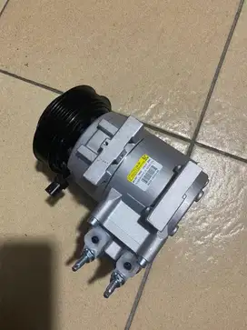 Kompresor compressor ford fiesta baru asli