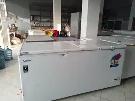 Dijual atau Disewakan Freezer box bekas Aqua 750lt bergaransi, mulus