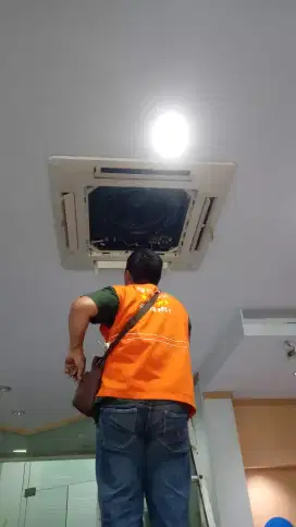 Jasa service AC, kulkas, mesin cuci, pompa air, dan bongkar pasang ac.