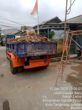 Jasa buang puing sampah