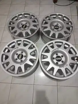 Velg Evocorse Fondmetal R17 ET 35 5 x 114