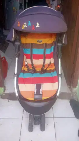 Stroller dorongan bayi siap pakai