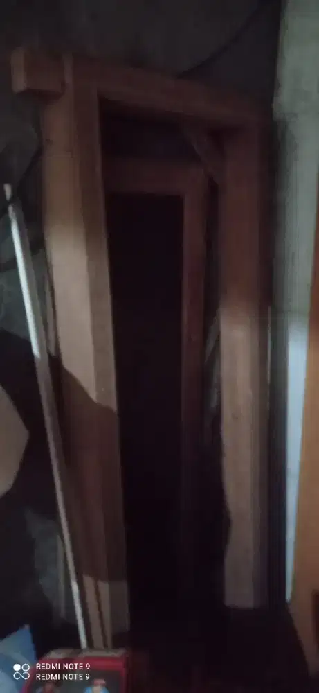 Kusen jendela KAYU KAMPER . baru