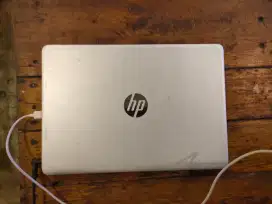 Laptop hp 14s cf2075tu