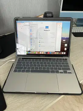 Laptop macbook pro 13 inch M1 2020 8 gb dan 256 gb grey abu