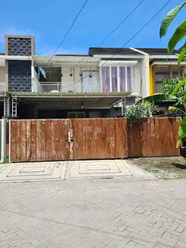 MURAH, Rumah Perum Green Garden Regency Gresik, ROW 4 MOBIL