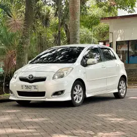 Yaris S Limited Matic 2010 KM80RBAN (DP25JT)