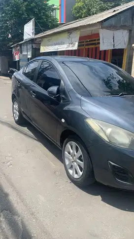 Mazda 2 2012 Bensin