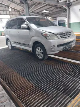 Toyota Avanza 2005 Bensin