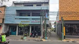 Ruko Di Lokasi Premium Jl C Simanjuntak Dekat Kampus UGM